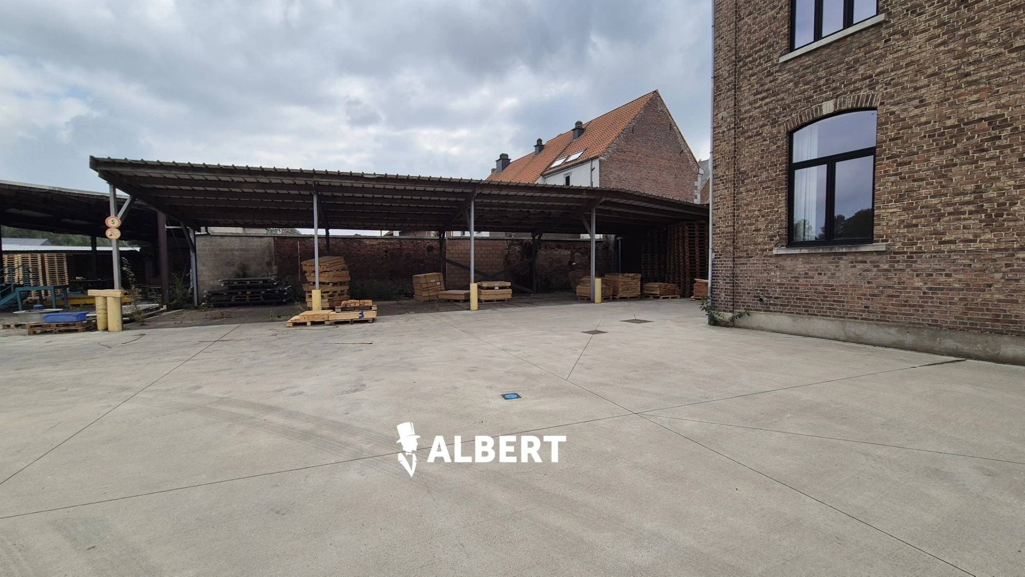 4289e27917cf49ef9790c816c8d6413d photo