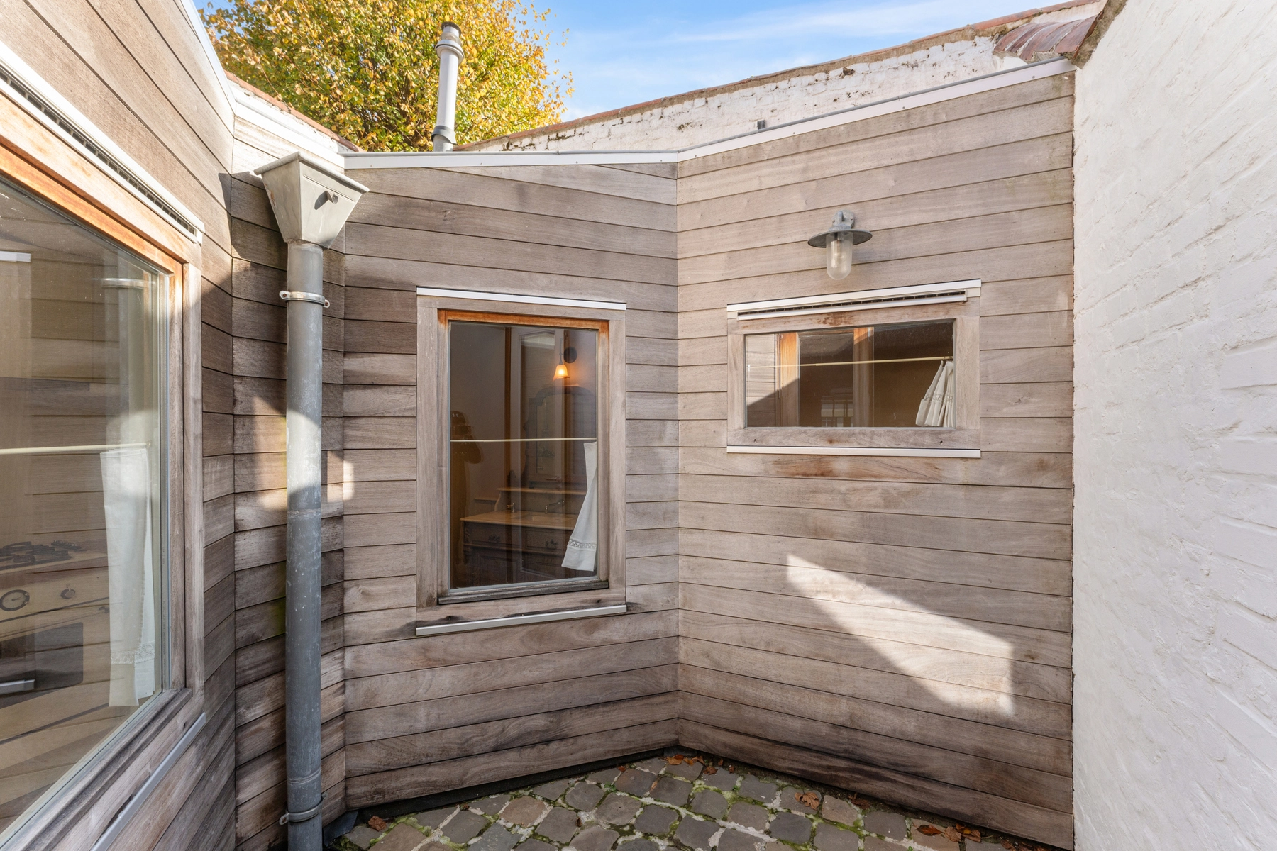 1b8fd945c5604237bfad00aca7e94ac9 photo