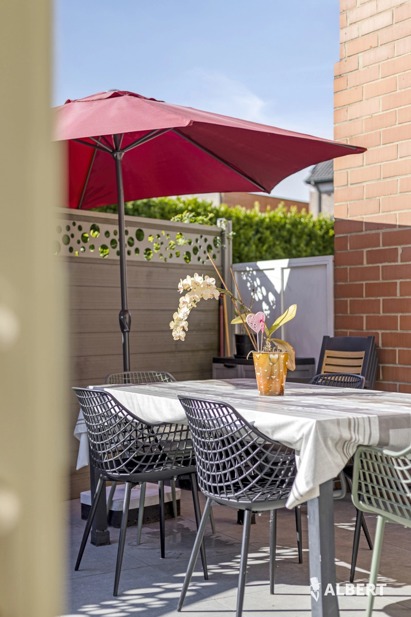 dce1ec1a02fd44ab81c5ce4c19098693 photo