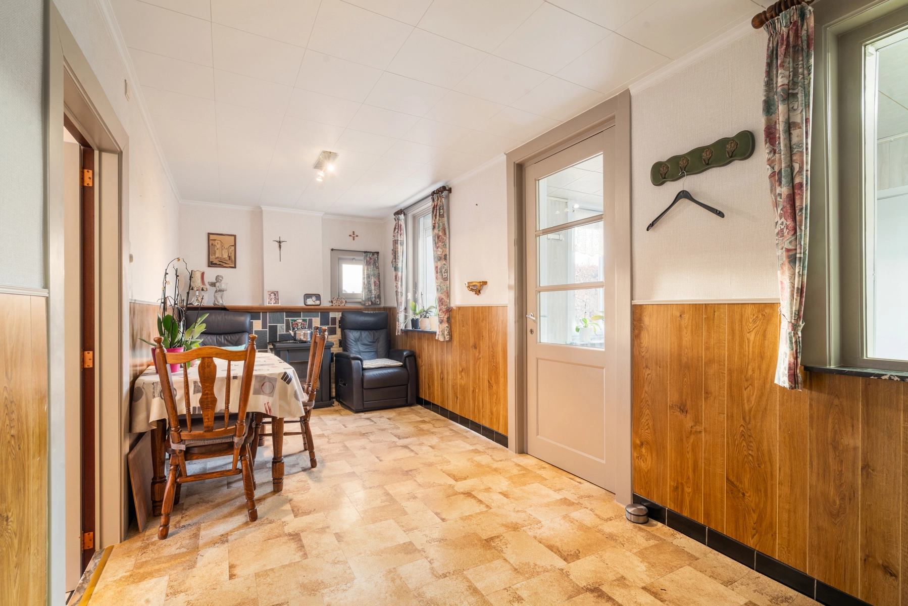 0d35031f52e748a099dd9b0549f84d35 photo