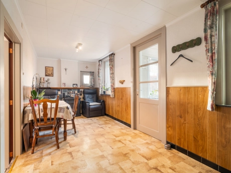 0d35031f52e748a099dd9b0549f84d35 thumbnail