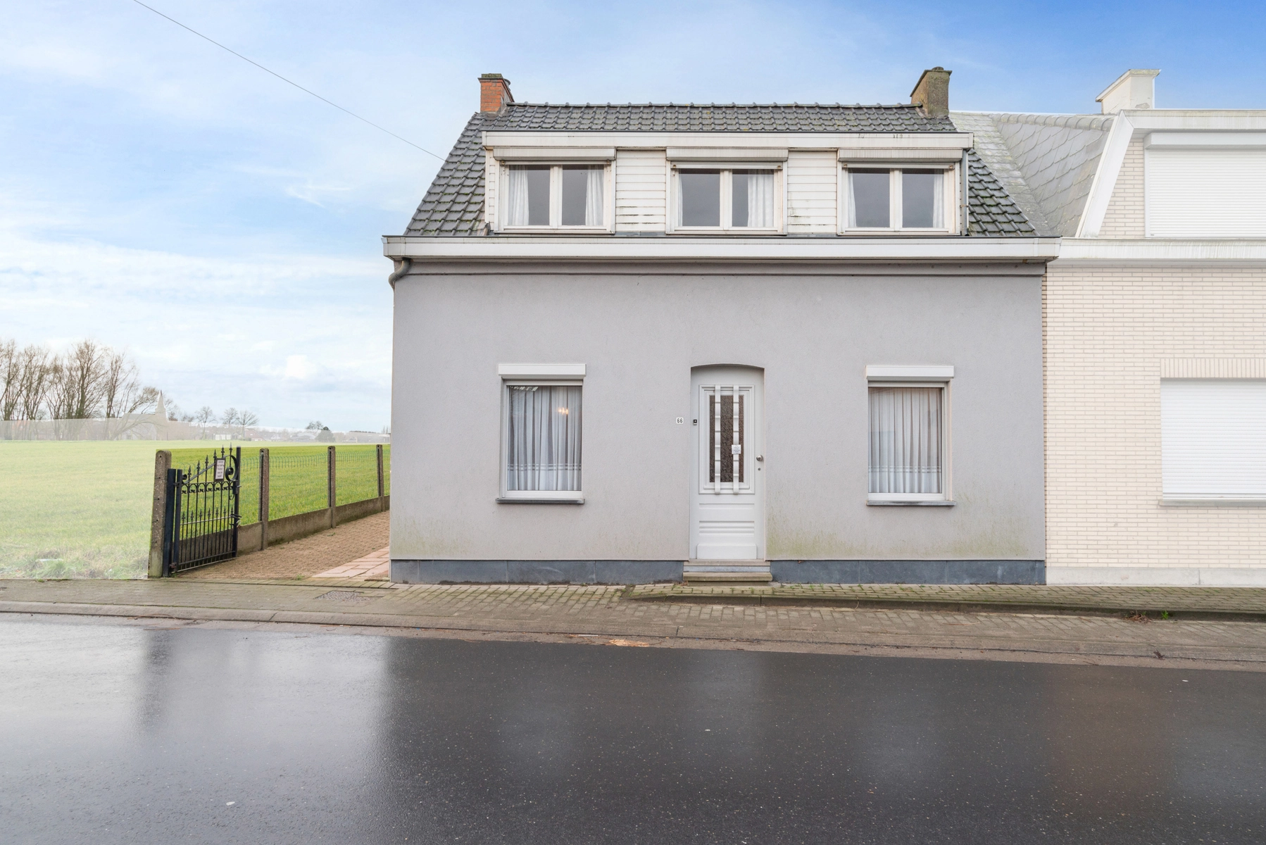 e9adfafcbfee463794ea89cfb06ac133 photo