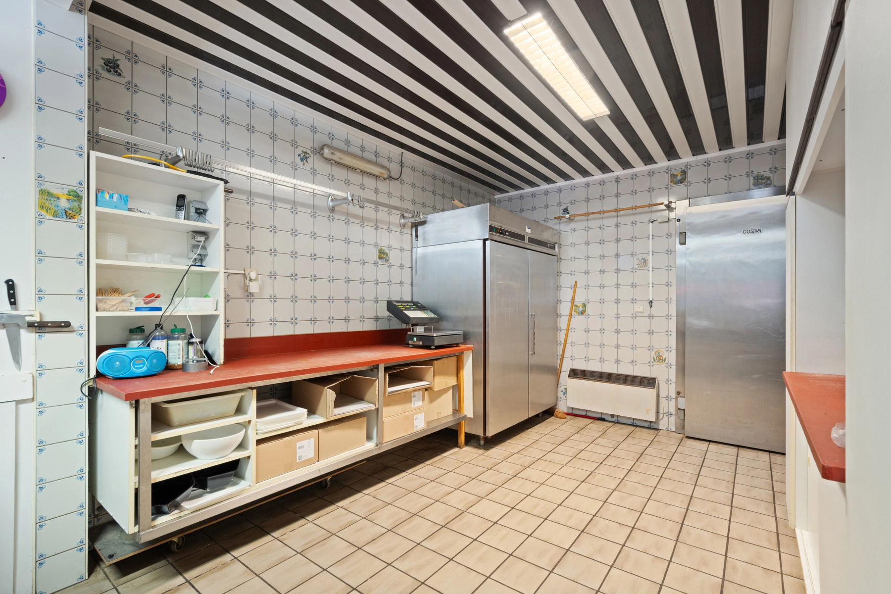 6993dd2bd17a458384434d6f793a6933 photo