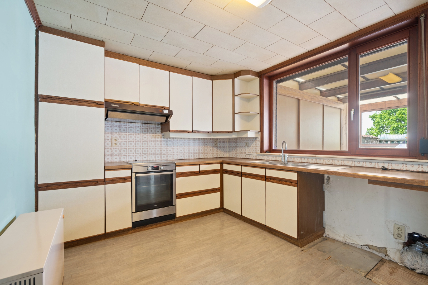 b28b261332e2439f8fab3d19c7fe5420 photo