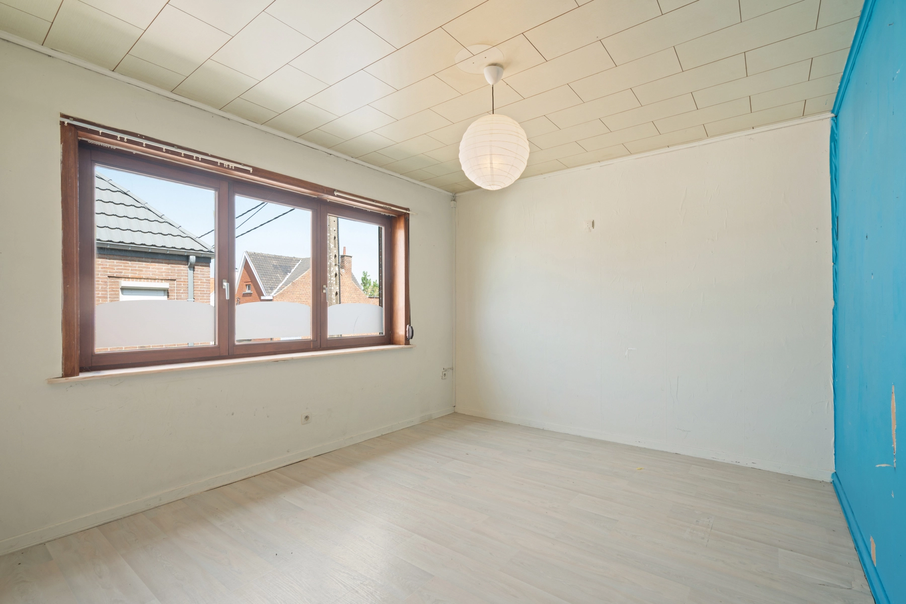 bb47e043bcef414f8bb73a2aaae32500 photo