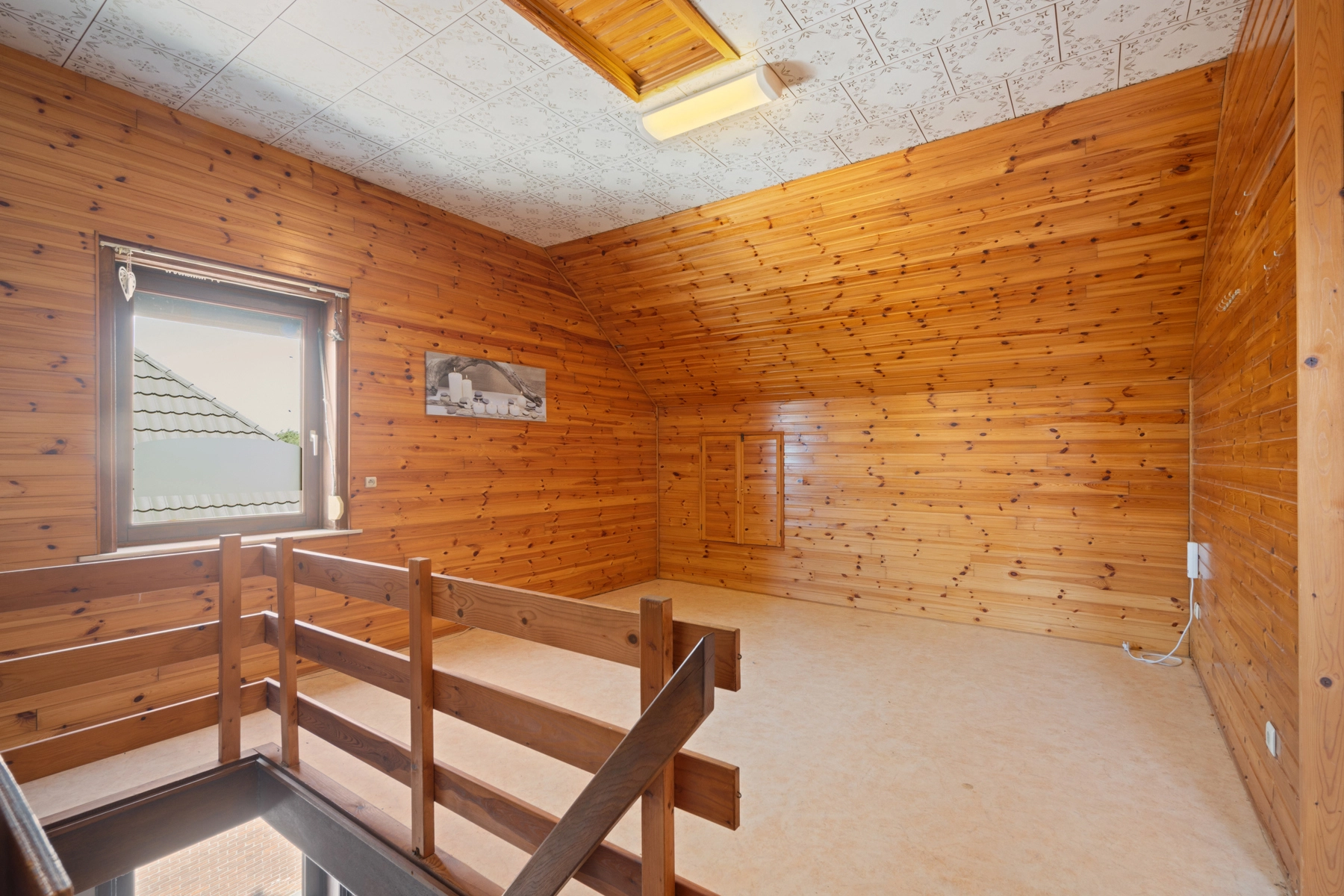 bd2465a3350945aca88eb011fbed6def photo