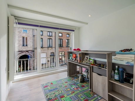 51b386bb8dff4e36b741d3cbf7f7103c thumbnail