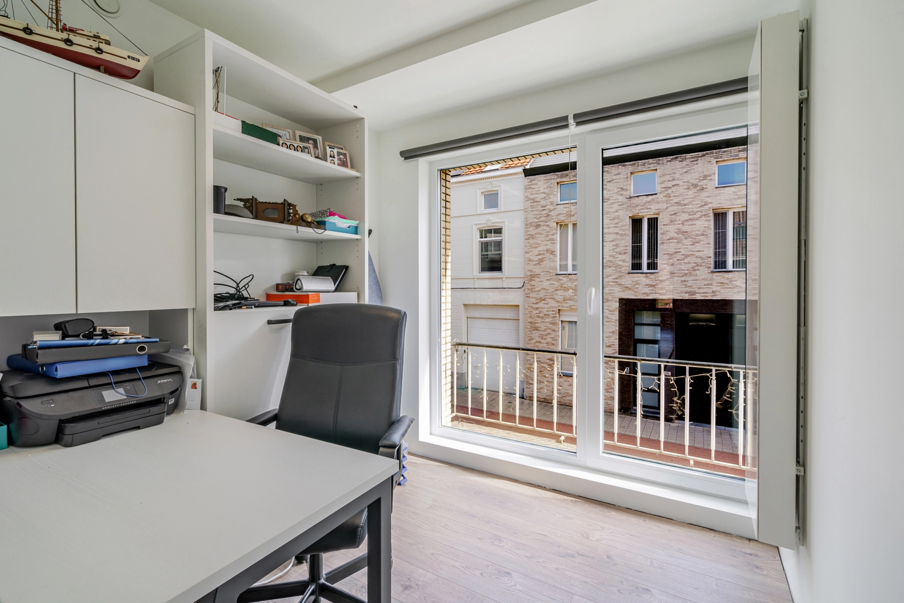 8ec94aa141044026aee22d98a2e05f8b photo