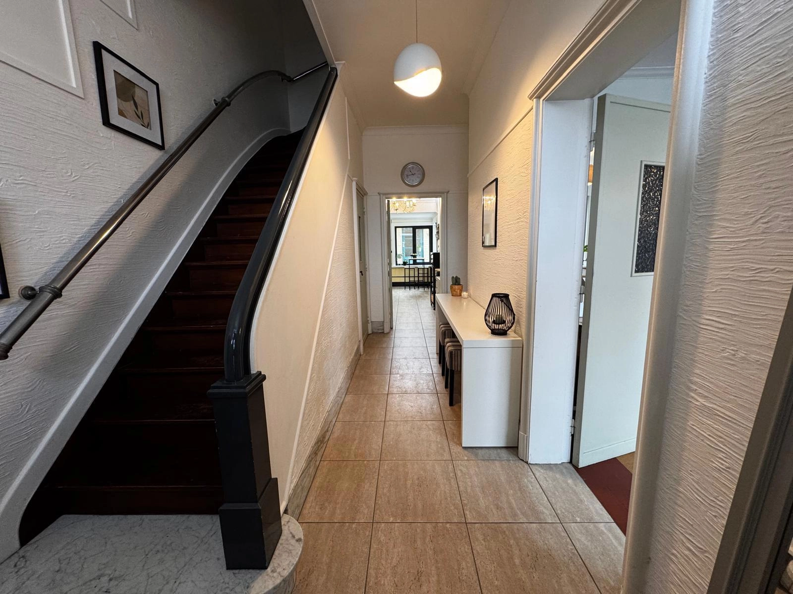 364546117bb345bb928b1fd53121c3c9 photo