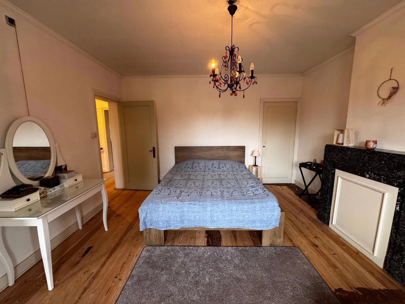 9260601542ec4c64ba168d8c49b8246c photo