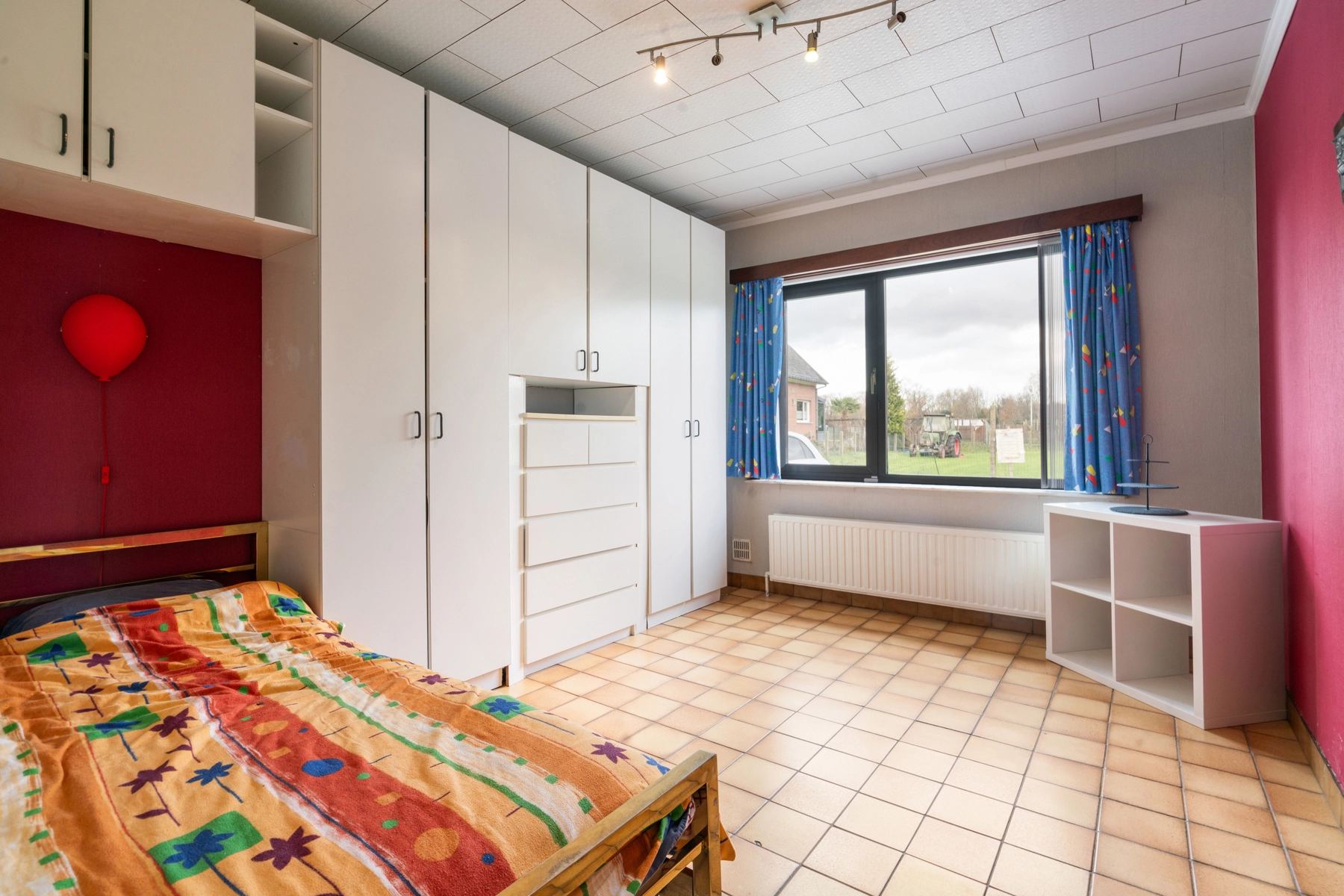 de04d68d077a4a9eba543b5ebc0c8b90 photo