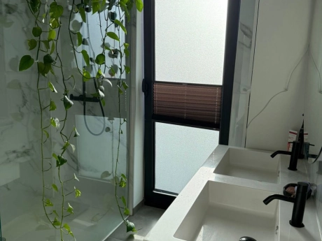 2684fd4db8ed42e58ba98db97600d38b thumbnail