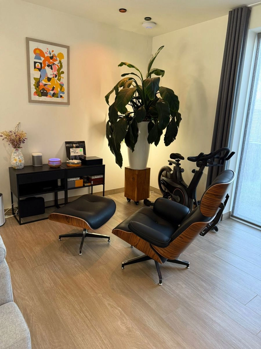 59df20b8666a4cb4b8dcd52f6db9edba photo