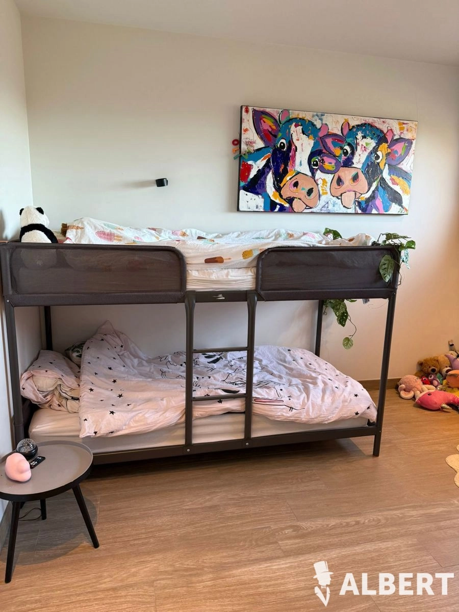 9099343bbe9145029601120c9274fd03 photo