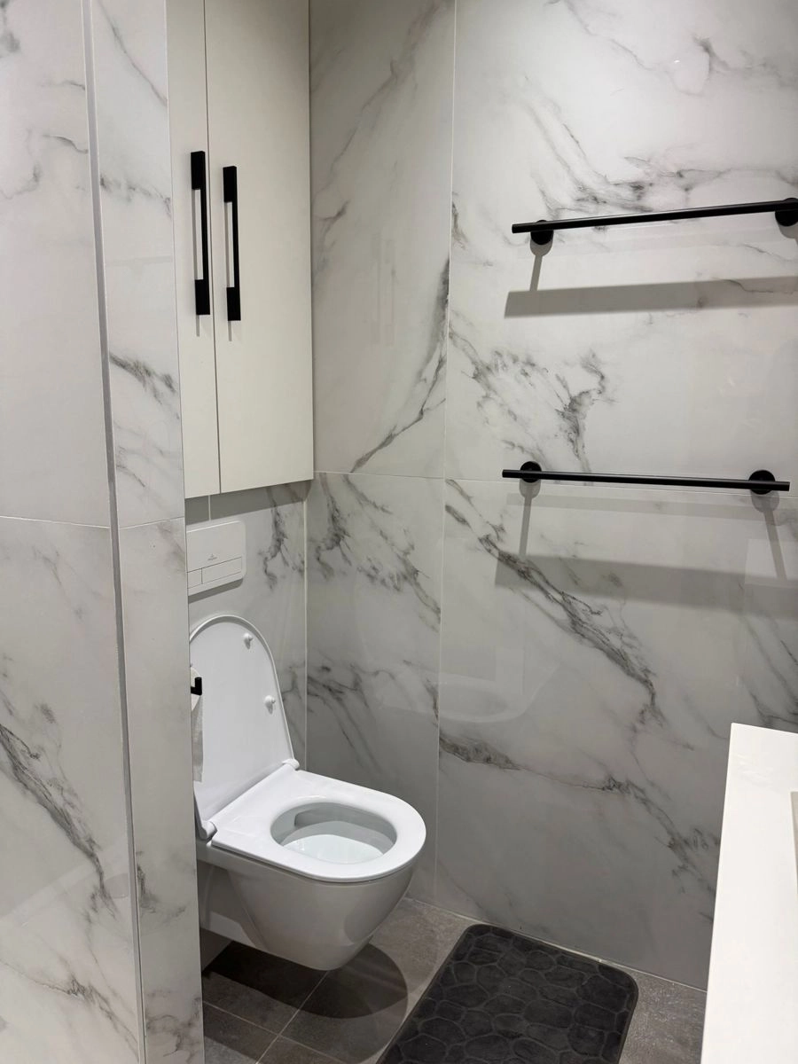 dcf55fa051b04fdf89532ab711991379 photo