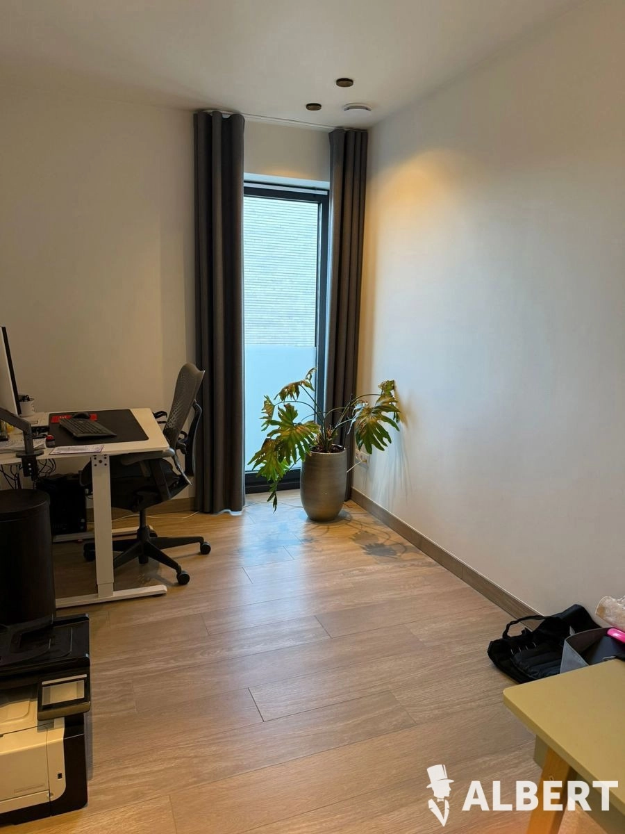 de5aa0ee5854461ab94e6c23e84044ff photo