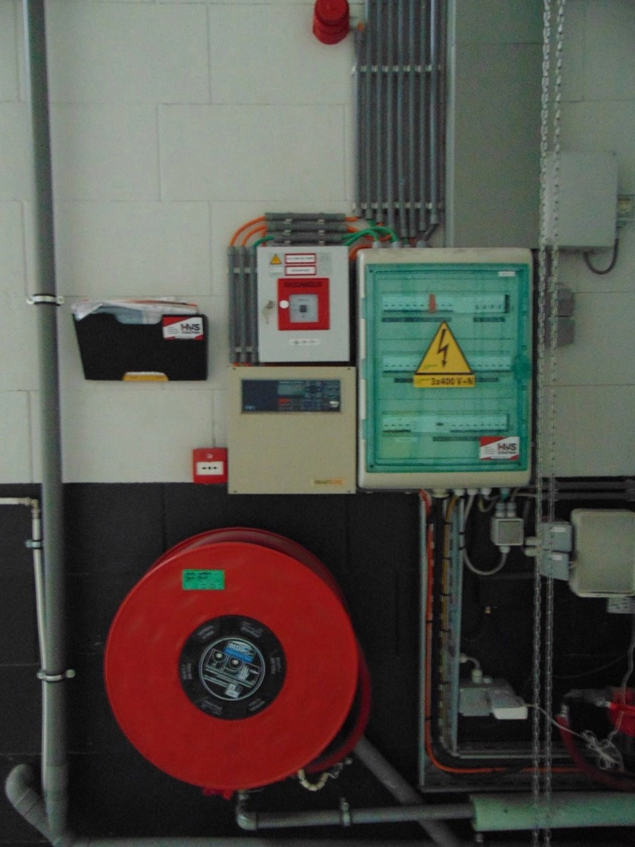 5988d66d626b4c10ab518905d914f8dd photo