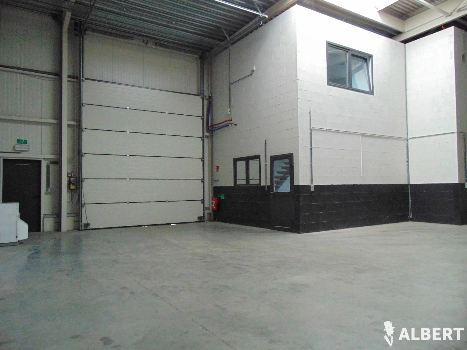 9032308c33b64bec9444e3a0b42f30c9 photo