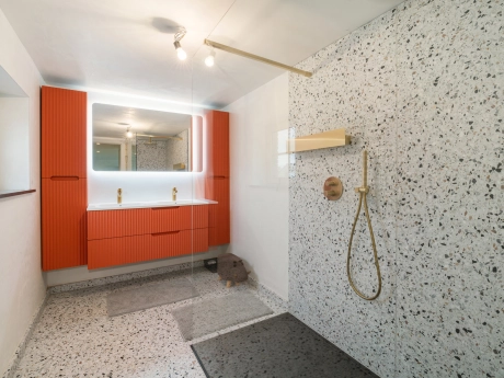 6f5988e7be9a4cdfa0913a4d7d4ef70f thumbnail