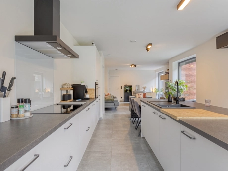 686f6b78c1144f7daa88ba3c9cde60d8 thumbnail