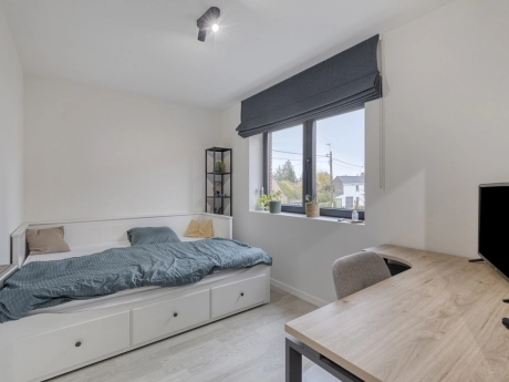 a79922dbe9a04f38a495cd09033f6f7b thumbnail