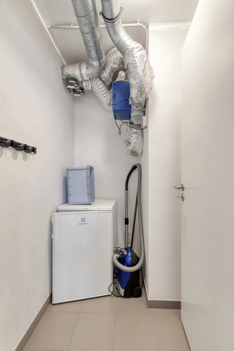 453ff41f8e224102b1af5d9bae012d9e photo