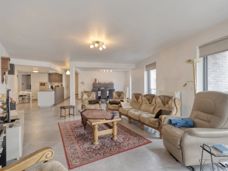 b9ed39e8ca9a45b29466040a49064f60 thumbnail