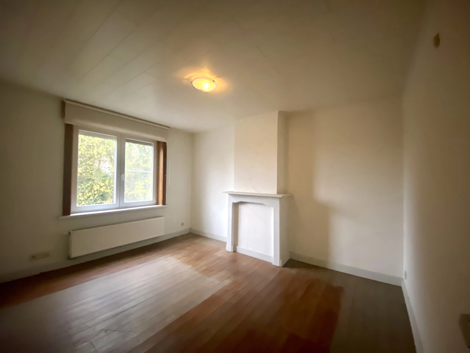 7c677ab8ca964915a2b196b9bd25e9bd photo