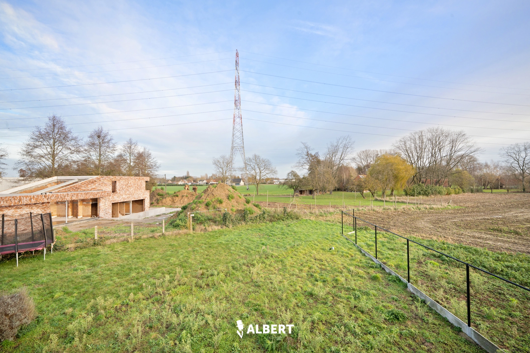 23e58b9742434cc9ae168a1b4218393e photo