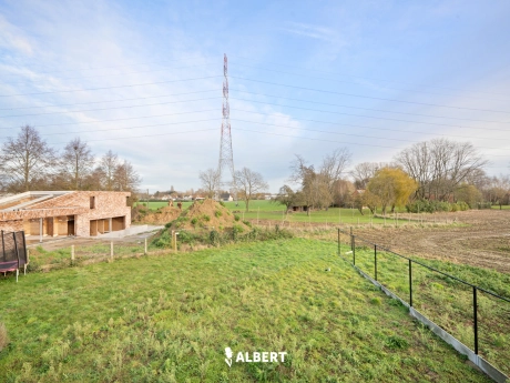 23e58b9742434cc9ae168a1b4218393e thumbnail