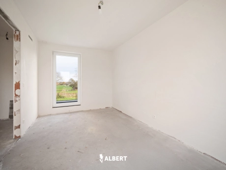 7039ef984f414a39b618fcae8d55afcd thumbnail