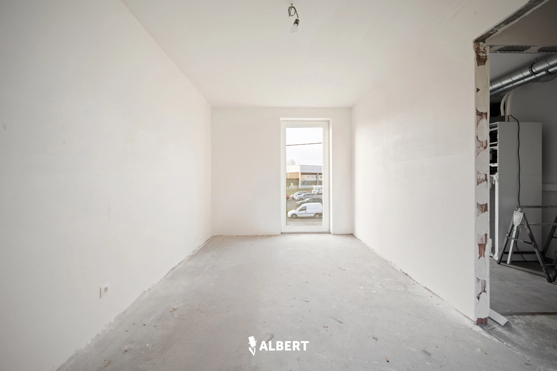 b56f850d825b4979bdf64f18f713cd01 photo