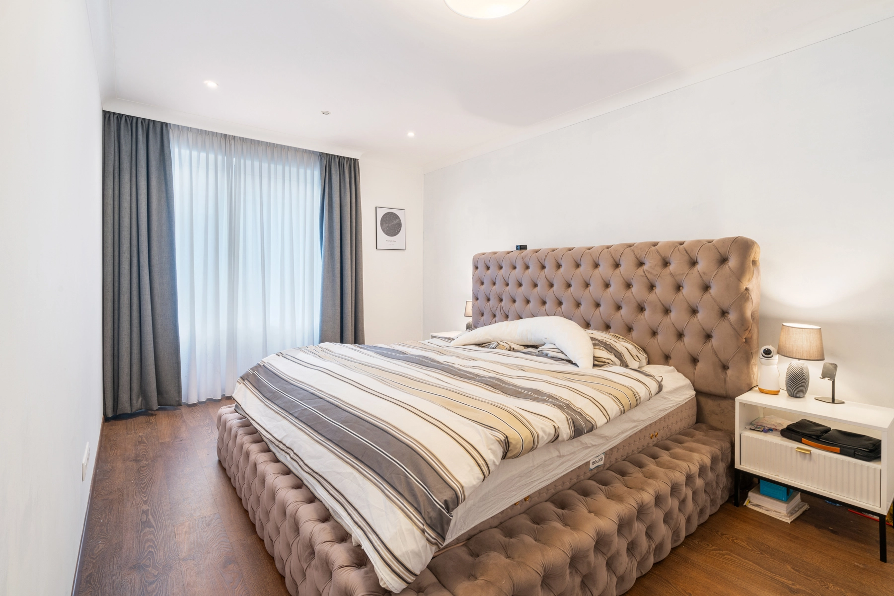 2f74c312403e4293b7193fadb859b0ab photo