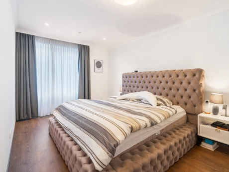 2f74c312403e4293b7193fadb859b0ab thumbnail