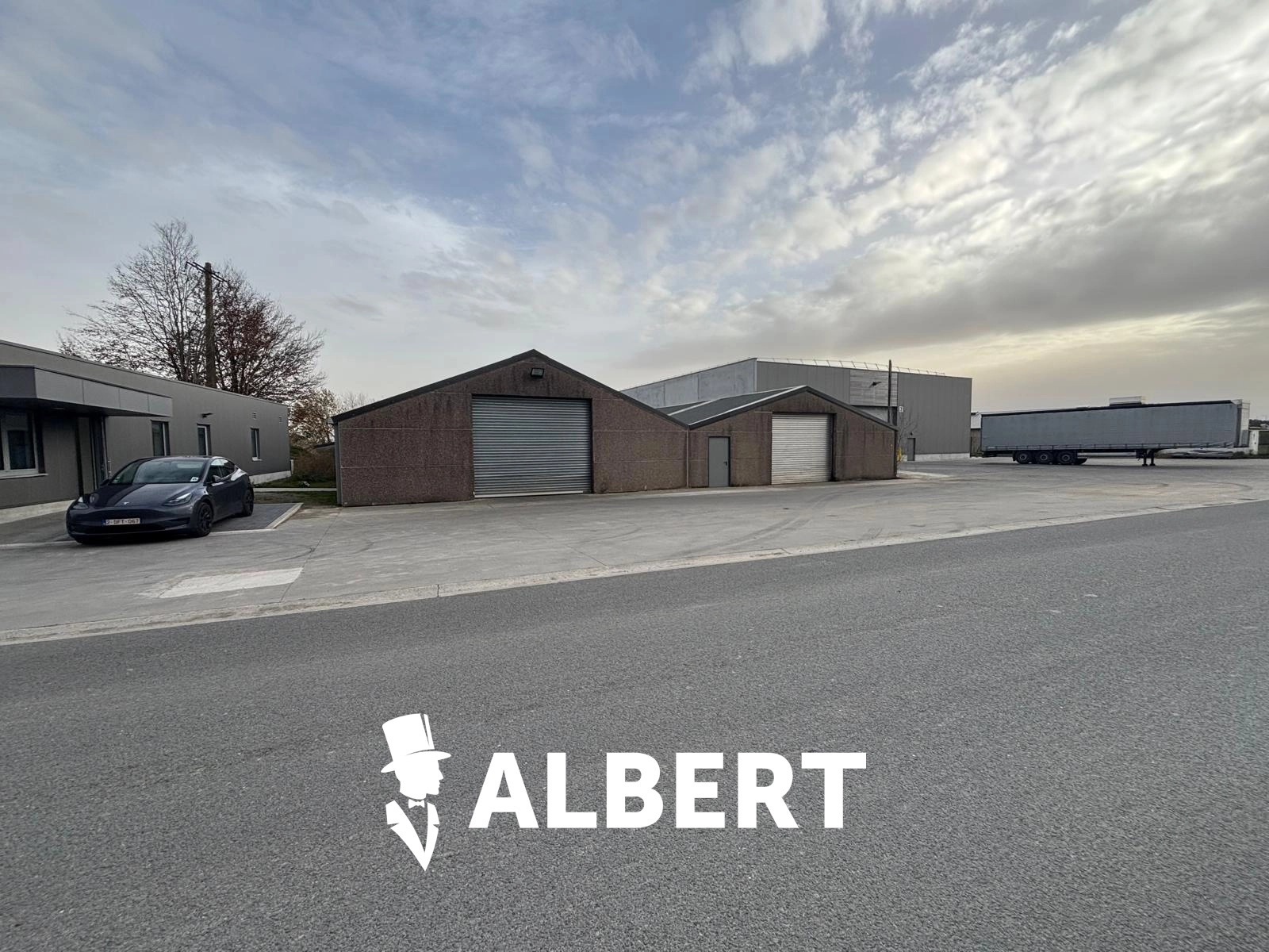 cf63363107144c329a47fb1e34fc2454 photo