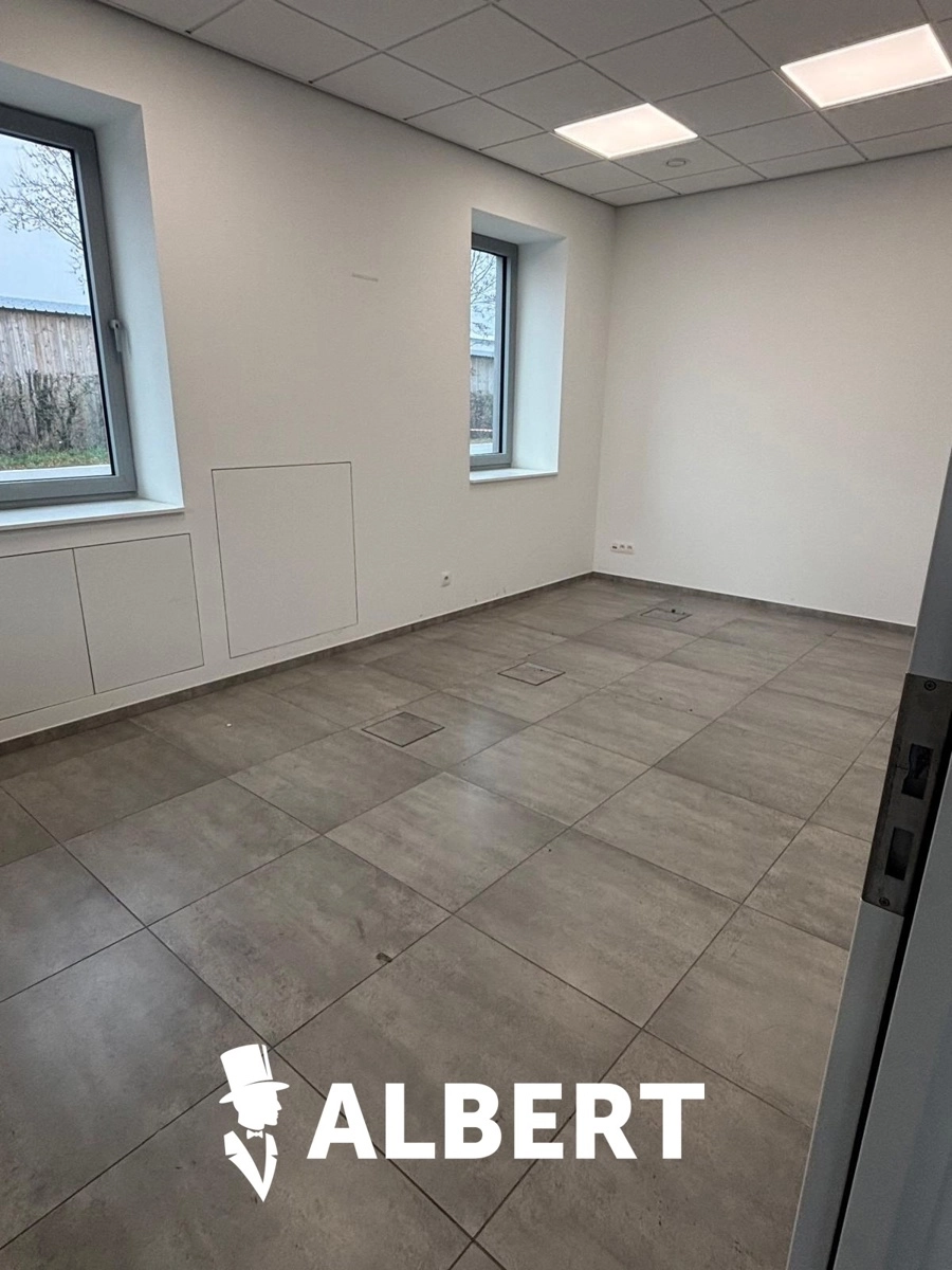 ef4e61ed787d47e6a5e7118c191b32a2 photo