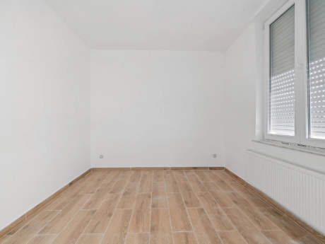 de915aa94dae44aebf3342da571cdb37 thumbnail