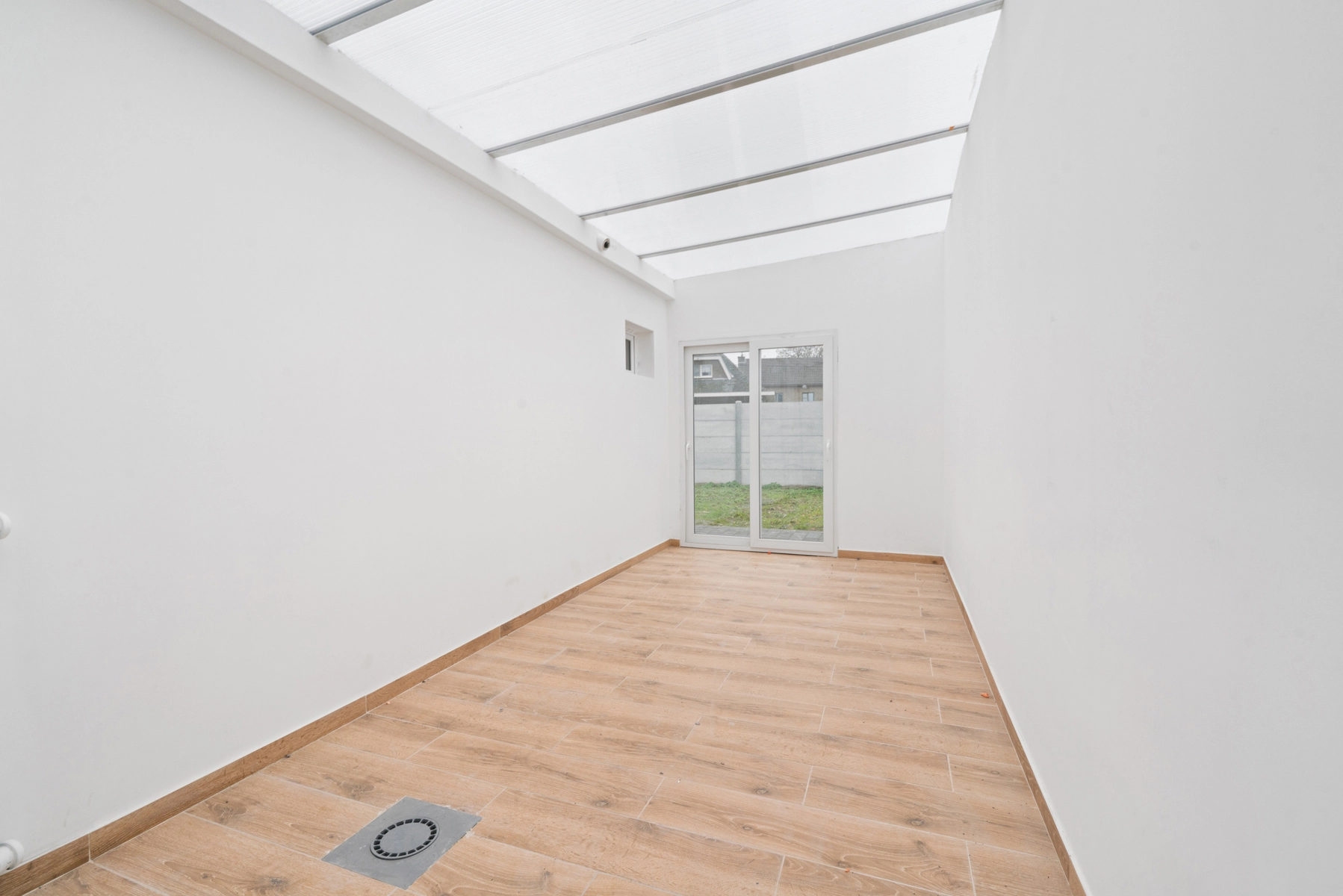 ff70a3a9bc0e4559bdfa47ddf79a7ae6 photo