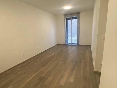 7bc4a4136fc1406bb779fc081f8c80d9 thumbnail