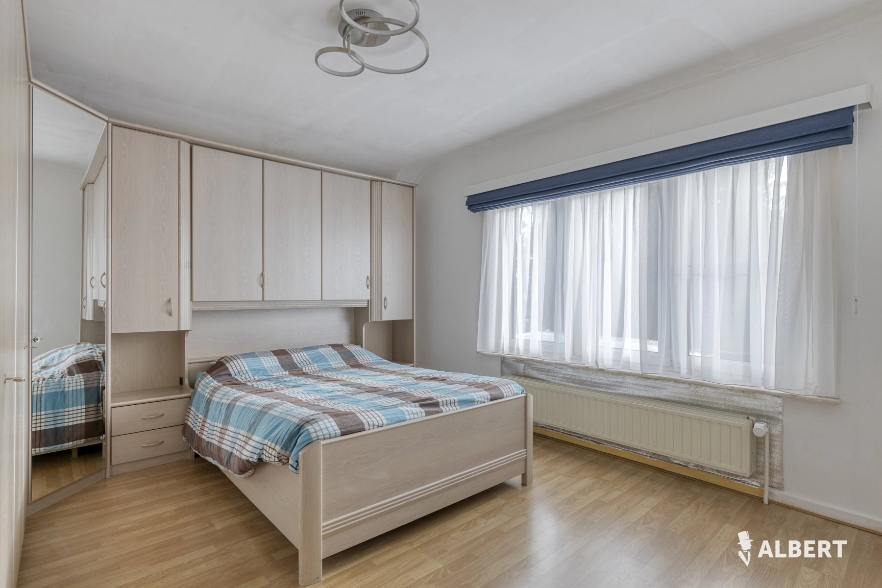 668ddd57f78c449b8b4a65311c88bc2e photo