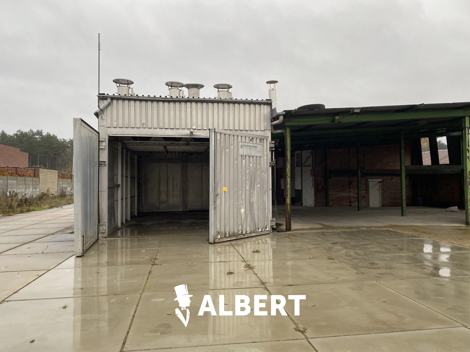 e3daaa5d0d5d49f1b8c2df295186ebe5 photo