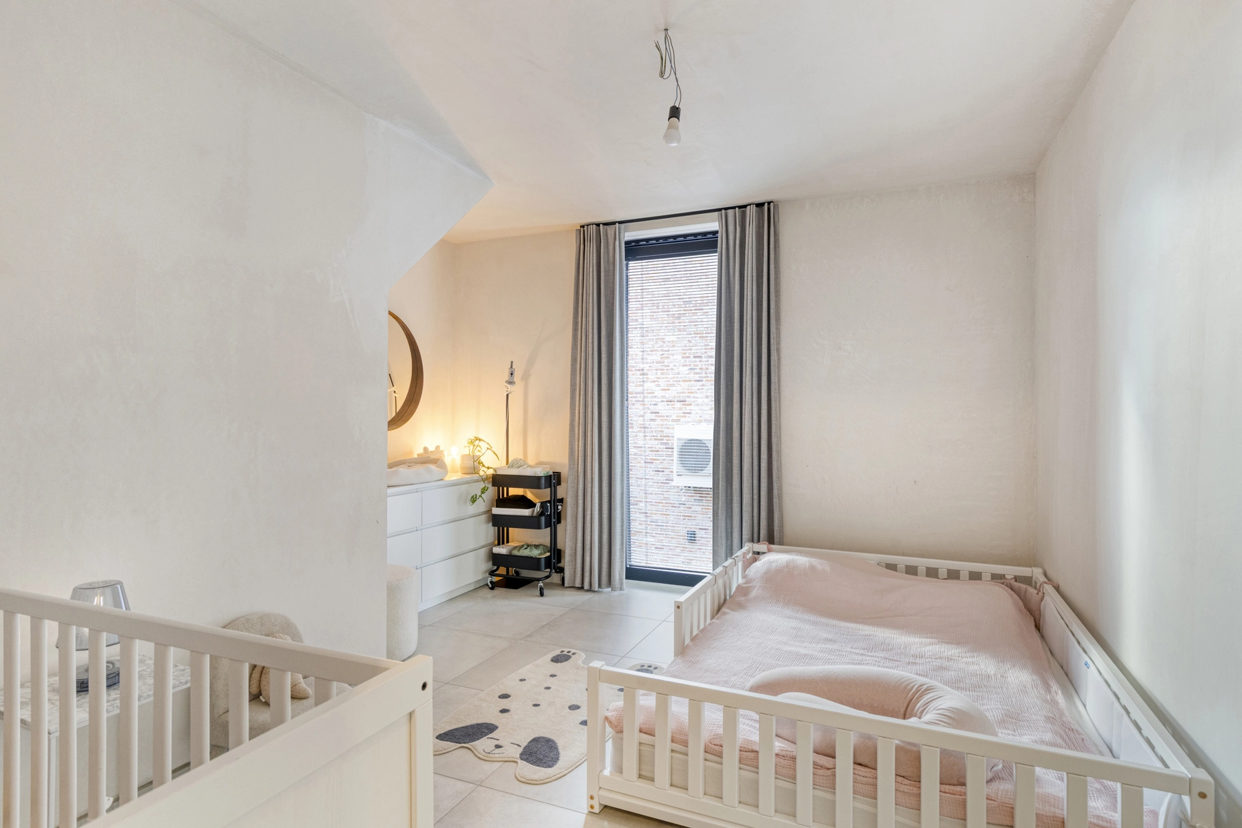 352d83a4eca344da9fdd9aef5ee2f11b photo