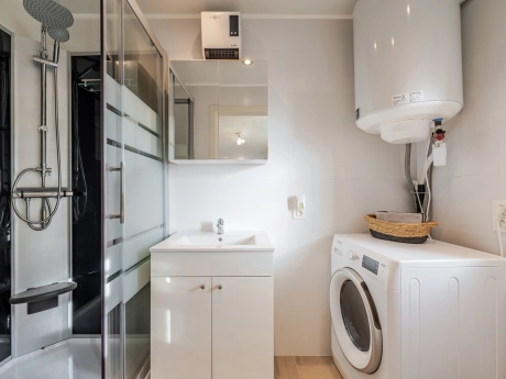 3aca4d54a5da43d7ab630befa3a5d7b6 thumbnail