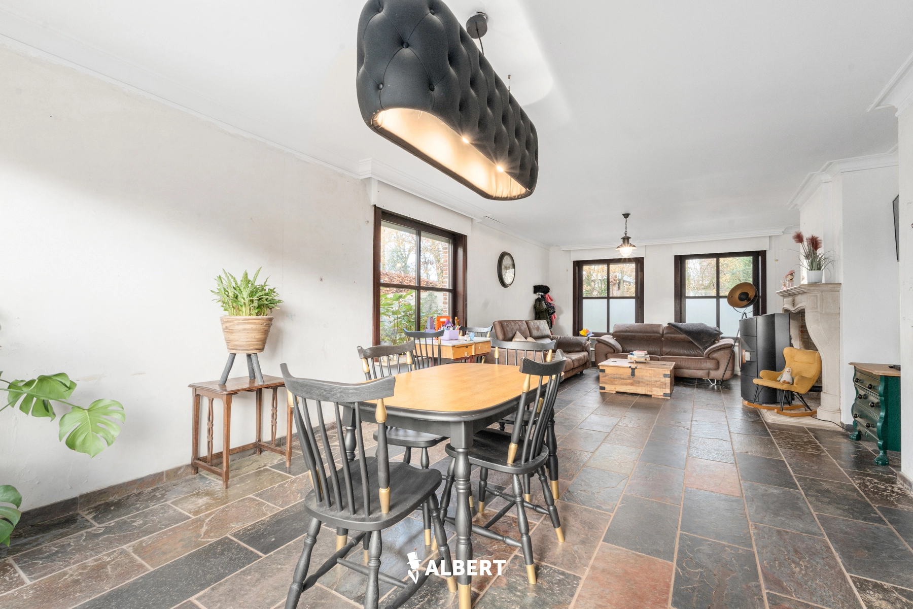 27d6c1bd7baa405693e212ff2da09ff0 photo