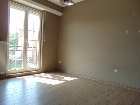 efd9fe1333564fbb8a6a2beabd81bb20 thumbnail