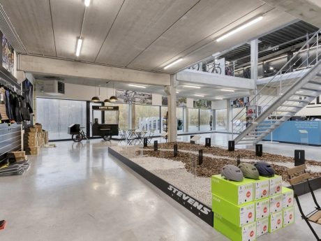 536644dcef7e4a7498d5a9ecacf8e47b thumbnail