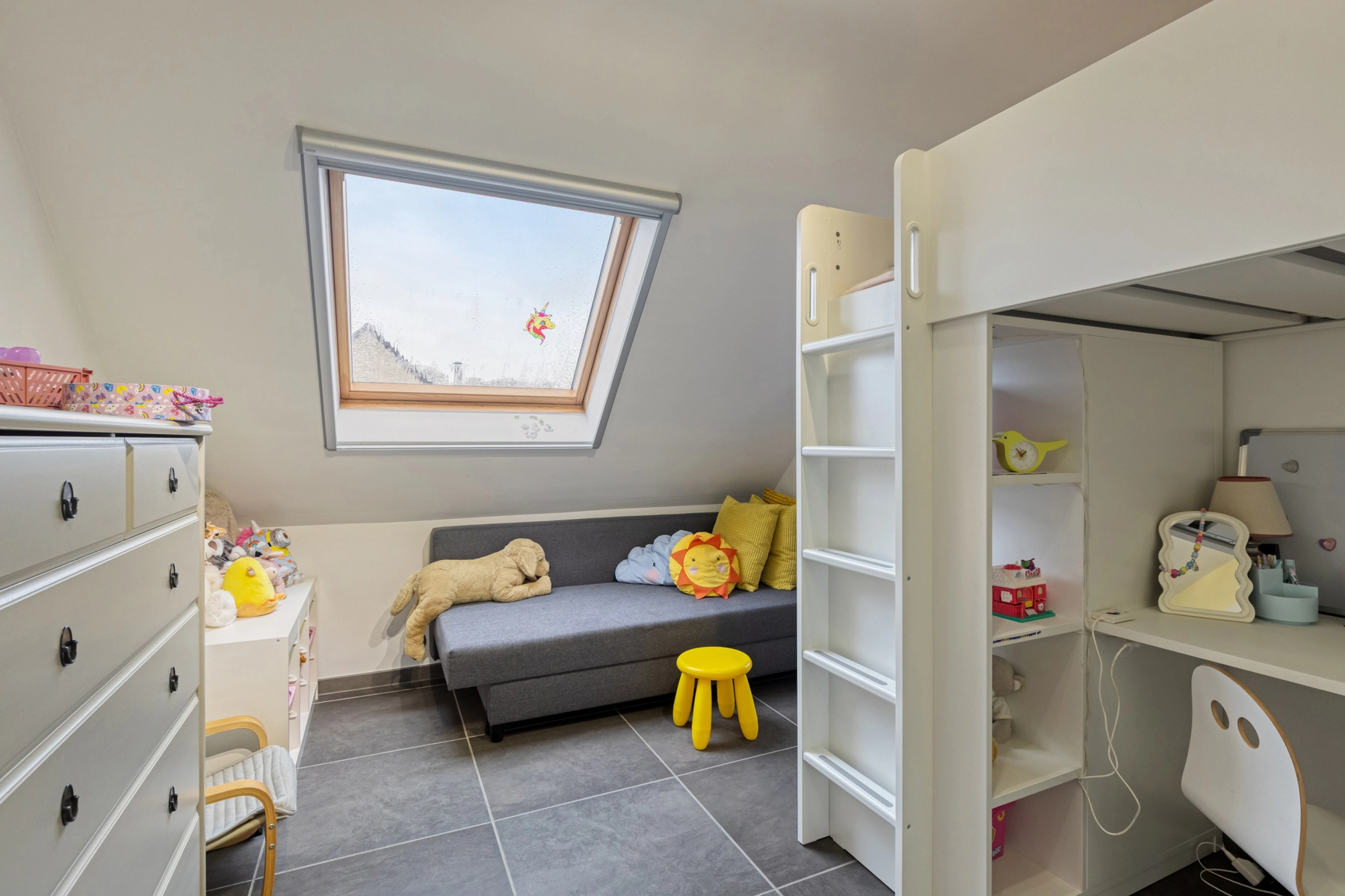 2445120df16342e78dc347151ef62b7f photo