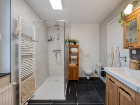 37bf8509ee7a4c448b0be0334ce16822 thumbnail