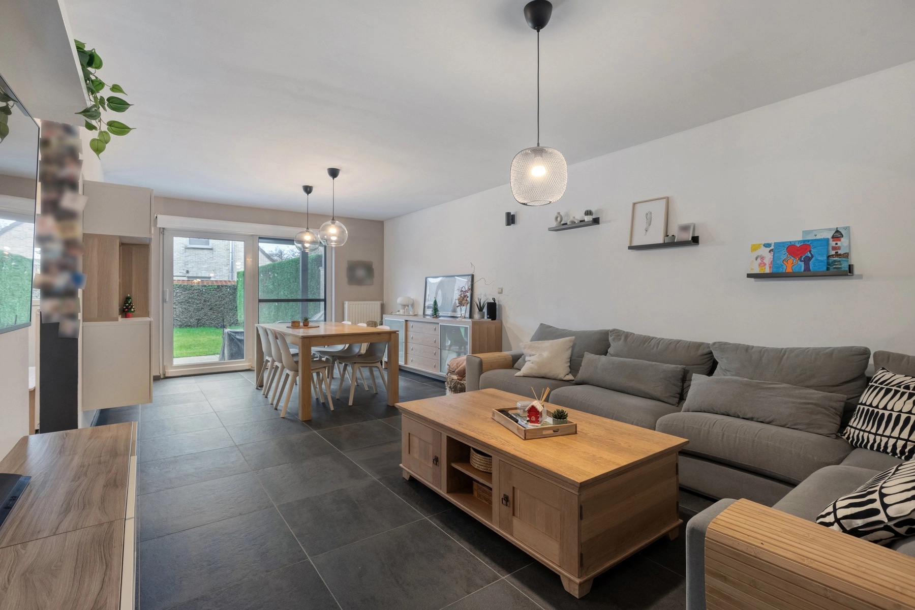 9ba34b6c061b4fdab105ffb7a01c8c0c photo