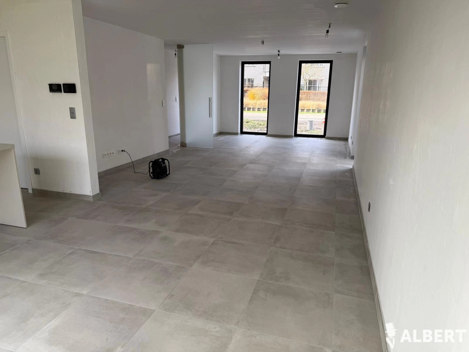 1d496d5b57ad40cd94f92c2c1111befa photo